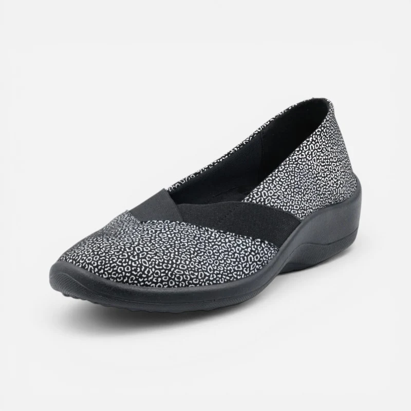 ACADIA BLACK SEASHELL 38