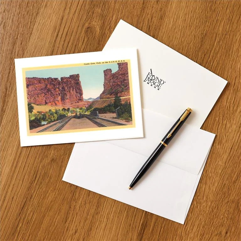 UT-176 Castle Gate, Train Tracks - Vintage Image Greeting Card, Pack of 4