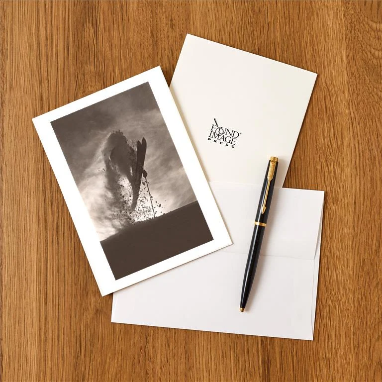 WS-230 Skiing Powder - Vintage Image Greeting Card, Pack of 4