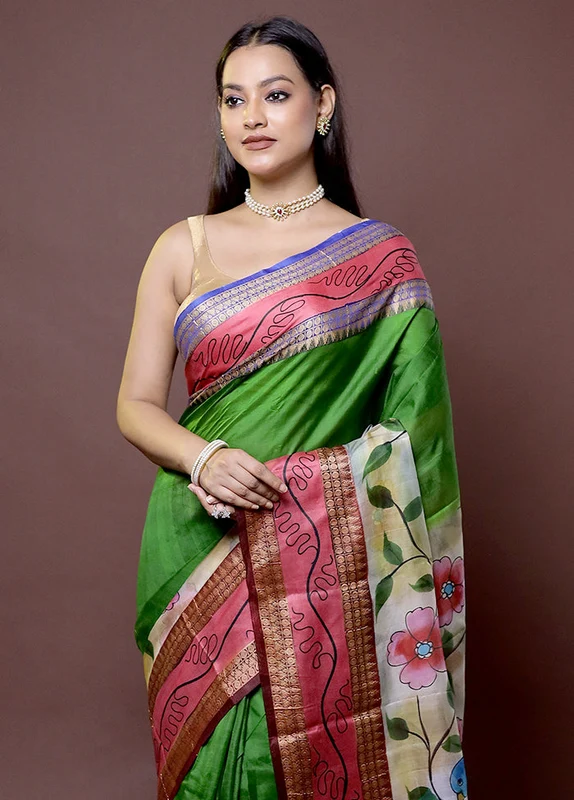 Green Printed Pure Silk Saree Without Blouse Piece Onesize