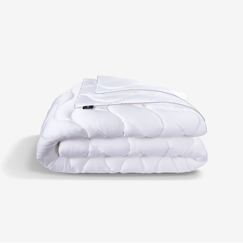 Performance - Ultra Weight Comforter White / Full