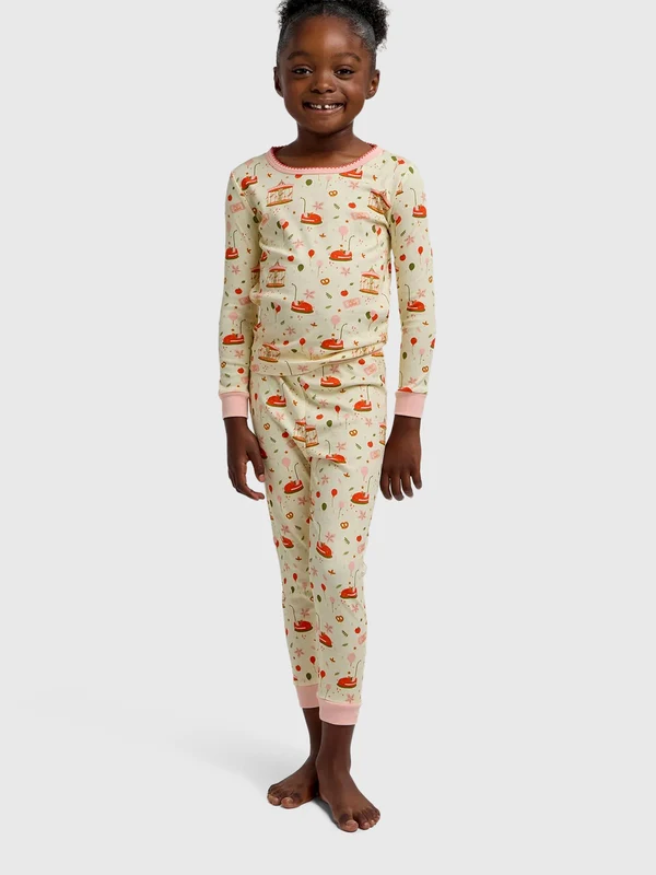 Cozyland Kids' Riley Pajama Set 12 / COZY CARNIVAL
