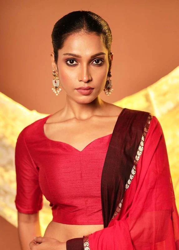 Red Sweetheart Neck Designer Blouse Piece 34