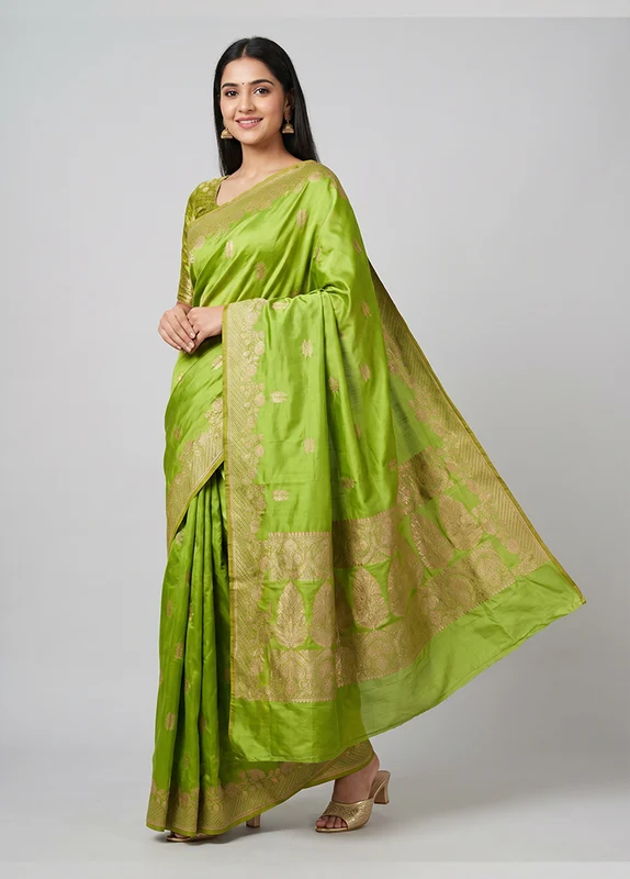 Green Handloom Katan Pure Silk Saree With Blouse Piece One Size