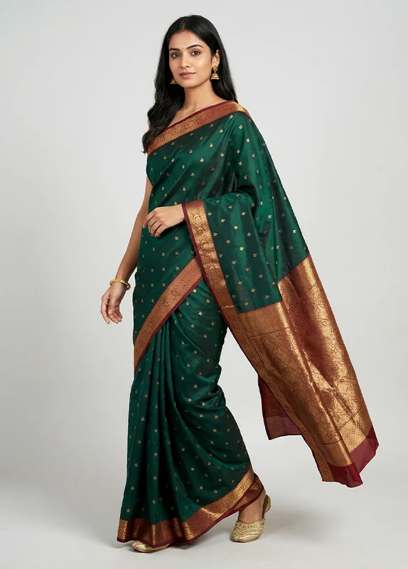 Green Kanjivaram Silk Saree With Blouse Piece One Size