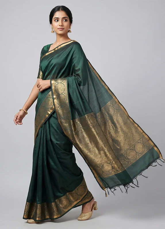 Green Kanjivaram Silk Saree With Blouse Piece One Size