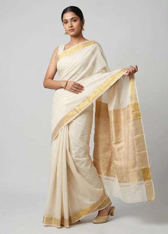 White Kanjivaram Silk Saree With Blouse Piece One Size