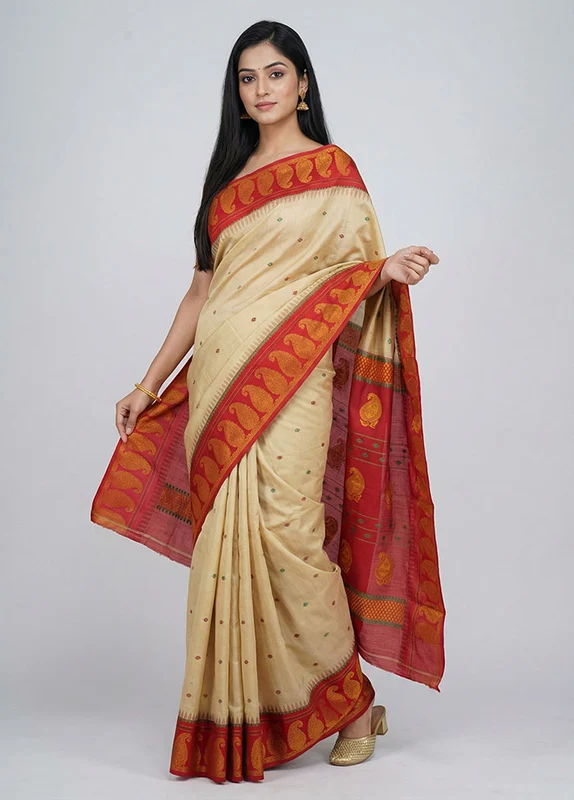 Cream Kanjivaram Silk Saree With Blouse Piece One Size