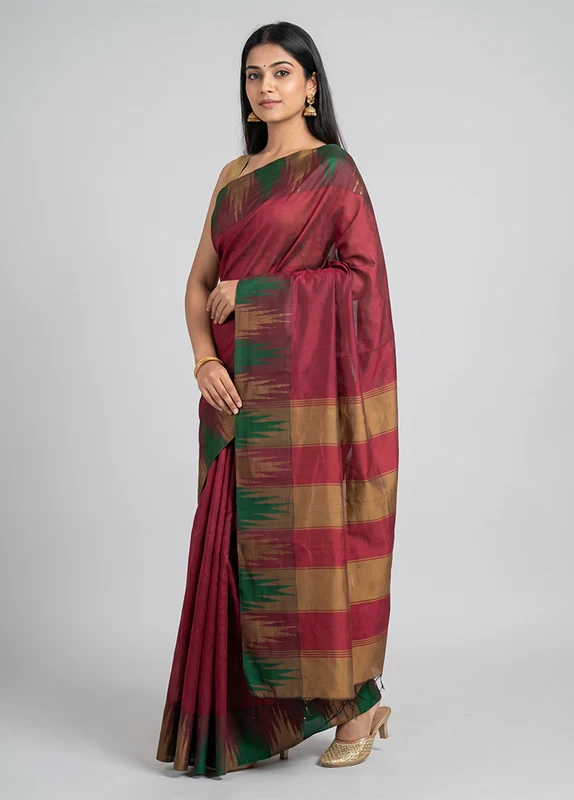 Maroon Kanjivaram Silk Saree With Blouse Piece One Size