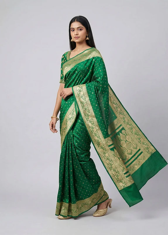 Green Handloom Banarasi Pure Silk Saree With Blouse Piece One Size