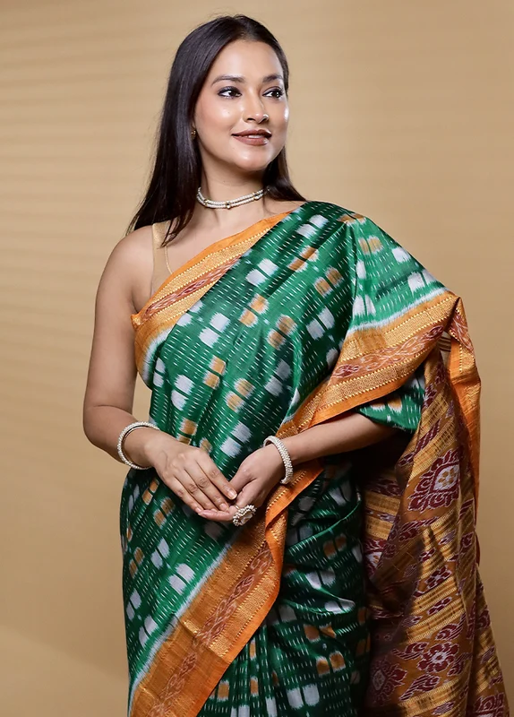 Green Handloom Ikkat Pure Silk Saree Without Blouse Piece Onesize