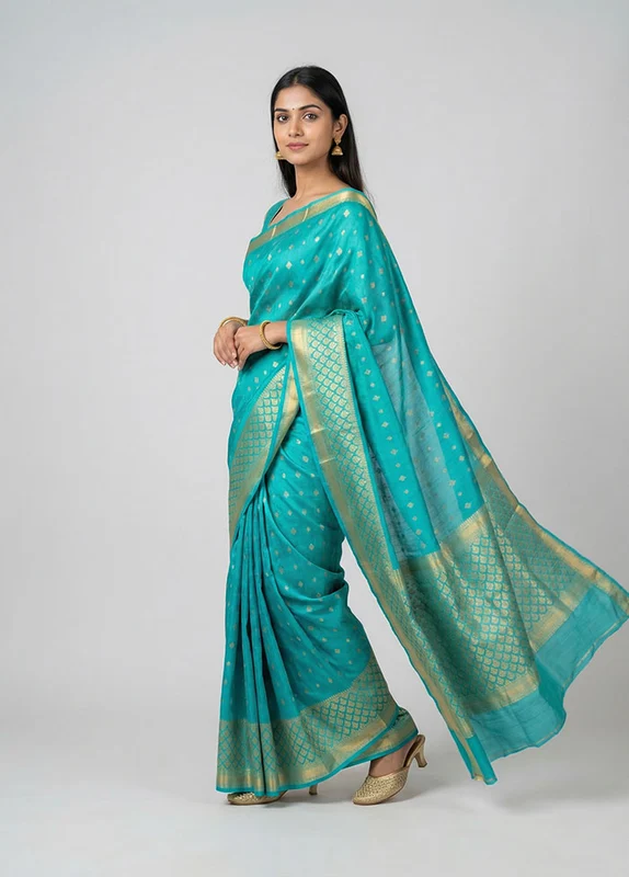 Green Handloom Kanjivaram Pure Silk Saree With Blouse Piece One Size