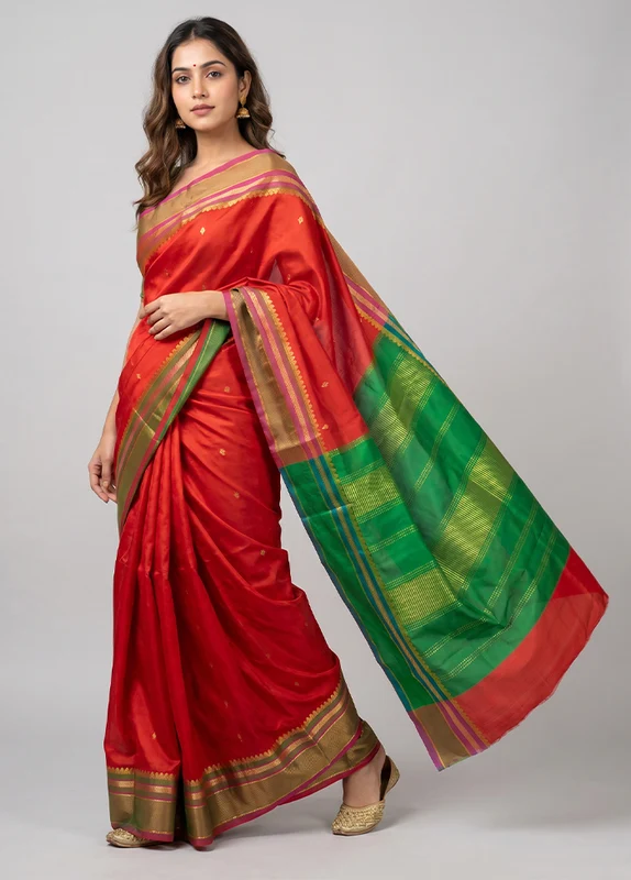 Red Handloom Kanjivaram Pure Silk Saree With Blouse Piece One Size