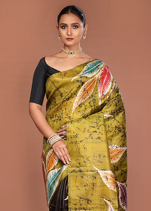 Multicolor Printed Pure Silk Saree Without Blouse Piece One Size