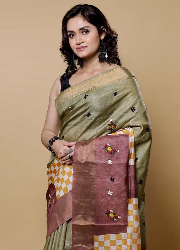 Green Handloom Tussar Pure Silk Saree With Blouse Piece Onesize