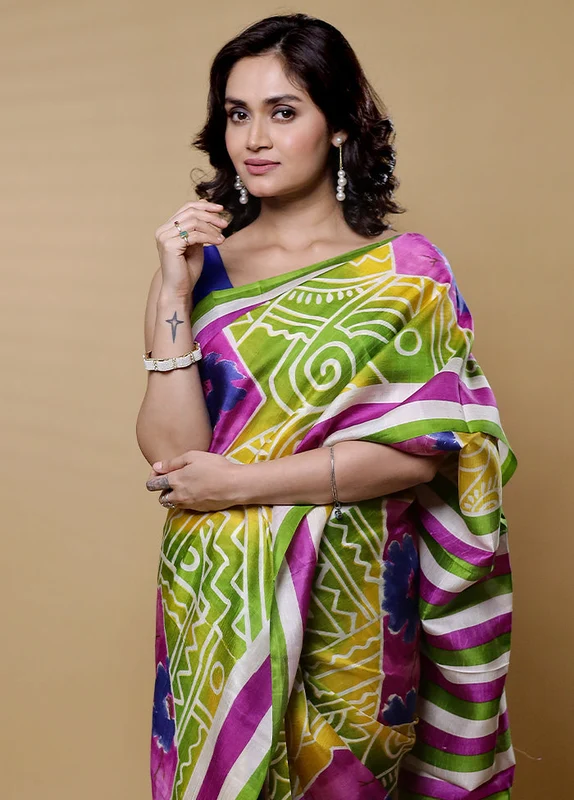 Green Printed Pure Silk Saree Without Blouse Piece Onesize