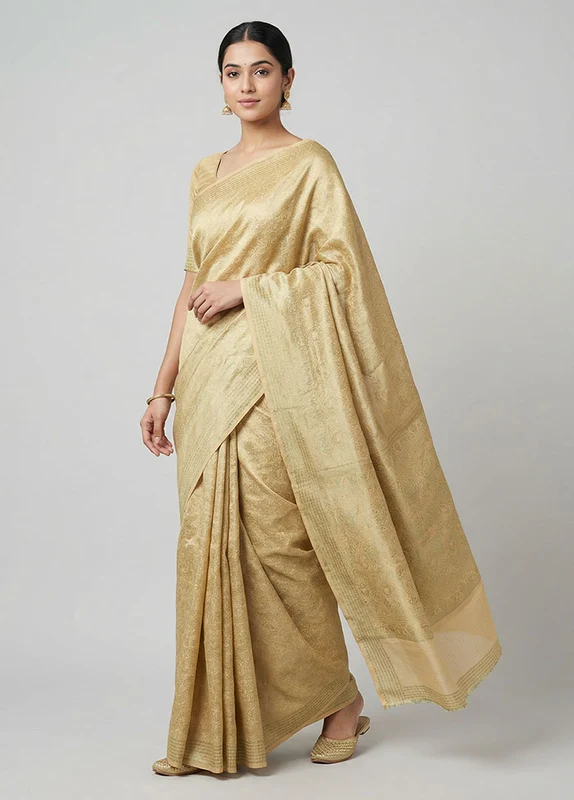 Cream Jamewar Silk Saree With Blouse Piece One Size