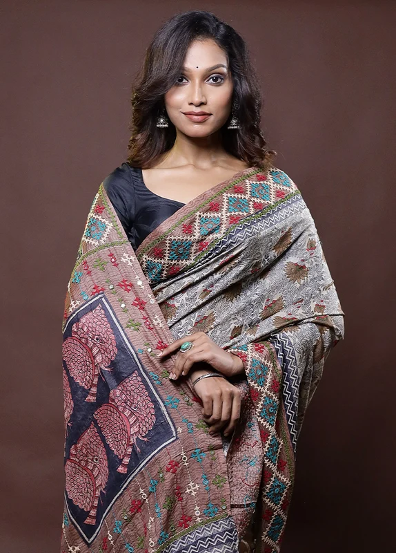 Cream Handloom Tussar Pure Silk Saree With Blouse Piece Onesize