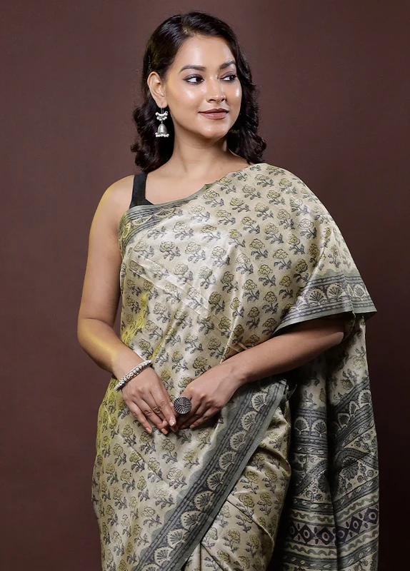 Cream Handloom Tussar Pure Silk Saree With Blouse Piece Onesize