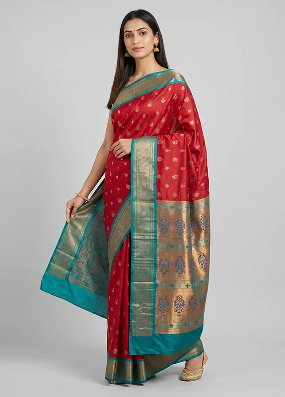 Maroon Kanjivaram Silk Saree With Blouse Piece One Size