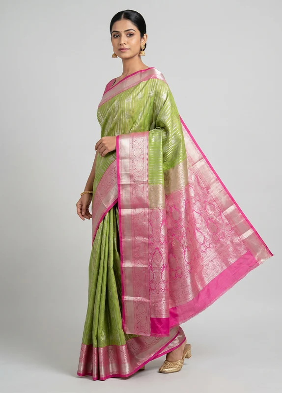 Green Kanjivaram Silk Saree With Blouse Piece One Size