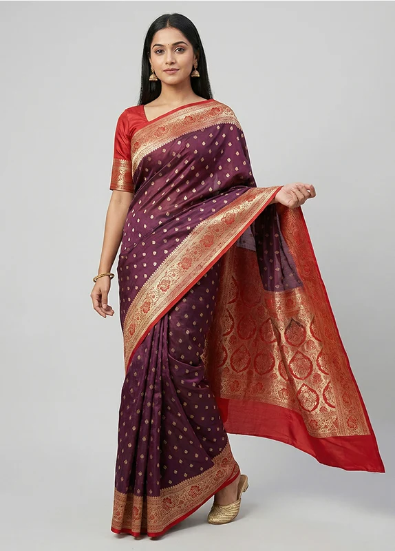 Grey Tanchoi Silk Saree With Blouse Piece One Size