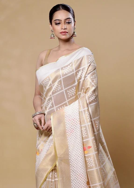 White Net Saree With Blouse Piece Onesize