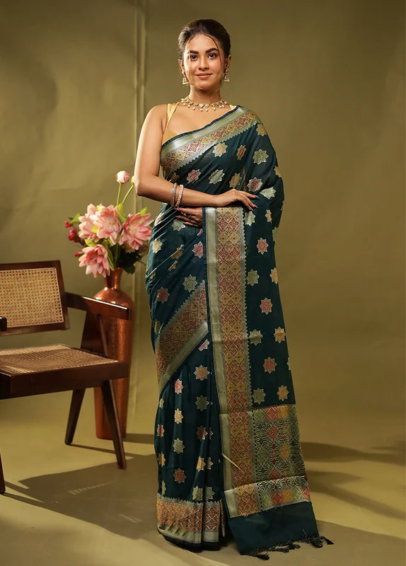 Green Dupion Silk Saree With Blouse Piece One Size