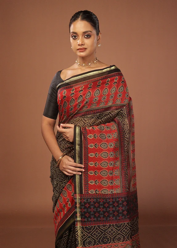 Black Chanderi Silk Saree With Blouse Piece One Size