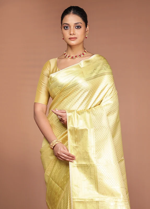 Cream Kanjivaram Silk Saree With Blouse Piece One Size