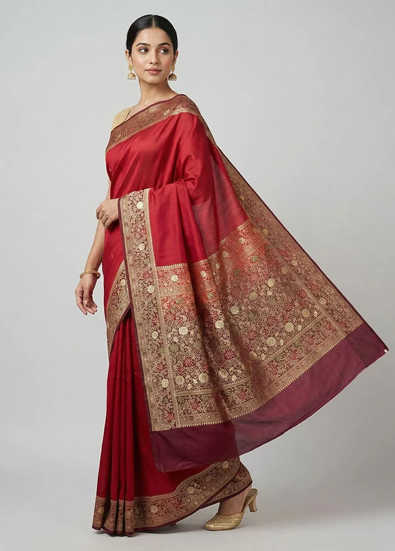 Maroon Handloom Banarasi Pure Silk Saree With Blouse Piece One Size