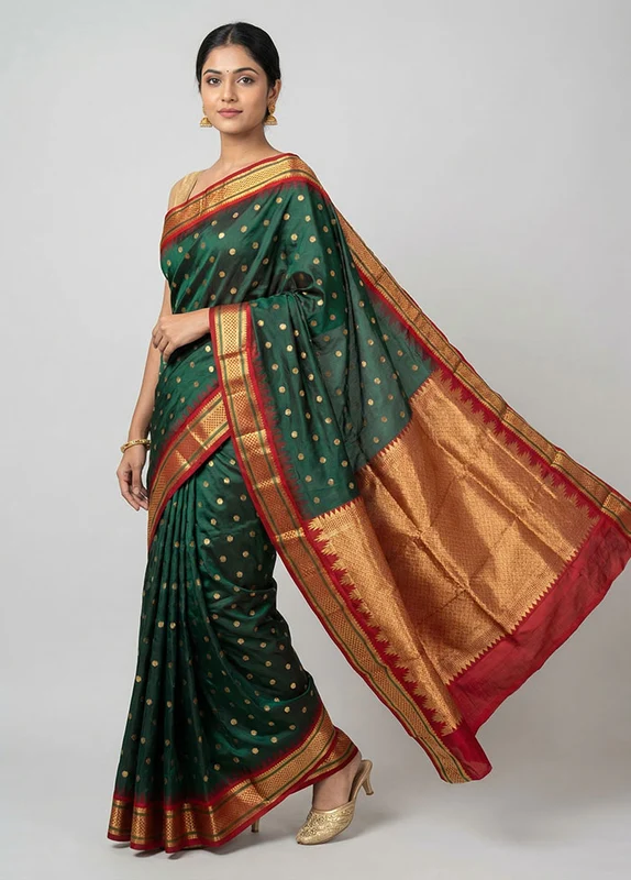 Green Handloom Kanchipuram Pure Silk Saree With Blouse Piece One Size