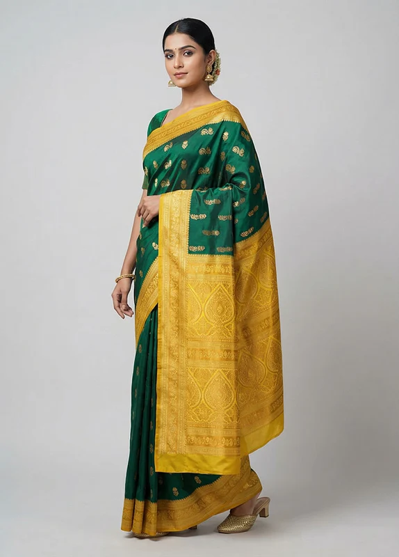 Multicolor Kanjivaram Silk Saree With Blouse Piece One Size