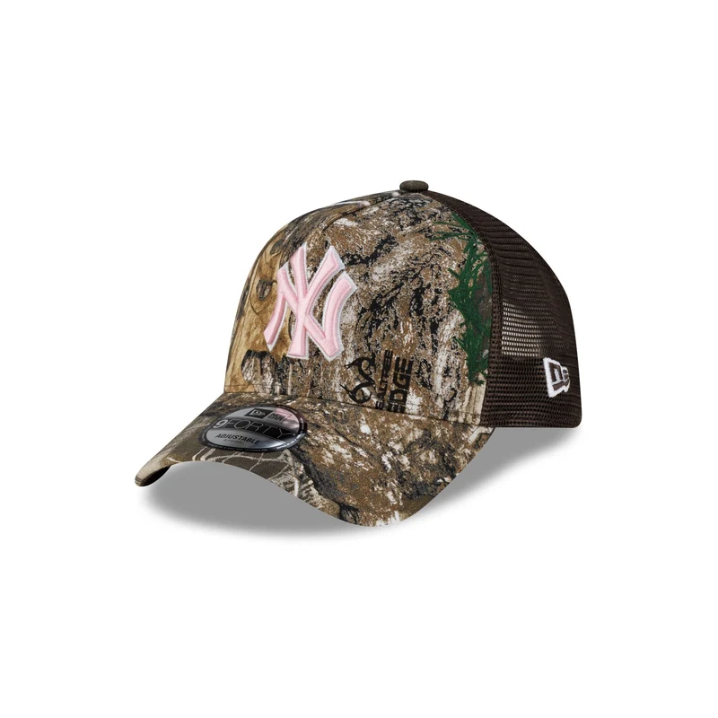 New York Yankees Realtree 9FORTY A-Frame Trucker Hat One Size