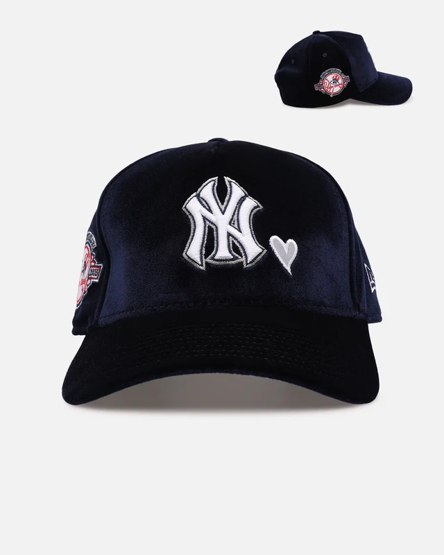 New Era New York Yankees 'Velvet Hearts' 9FORTY A-Frame Snapback Blue ONE
