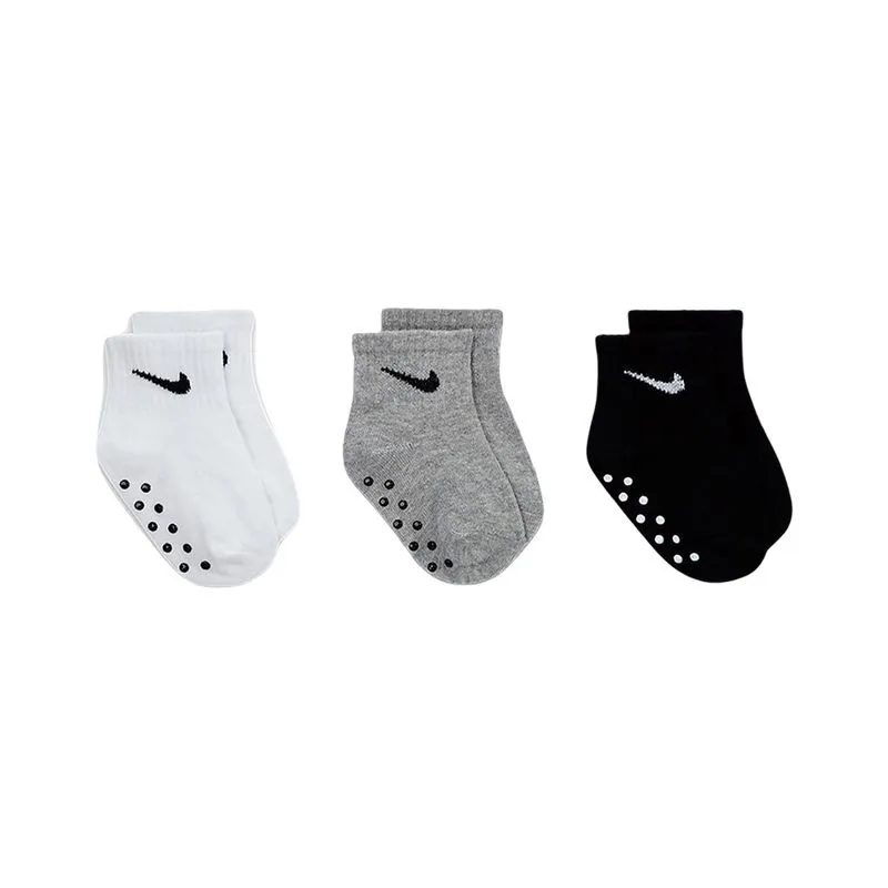 Media Nike Core Swoosh Gripper Tripack Talle: 6-12M - Color: Surtido