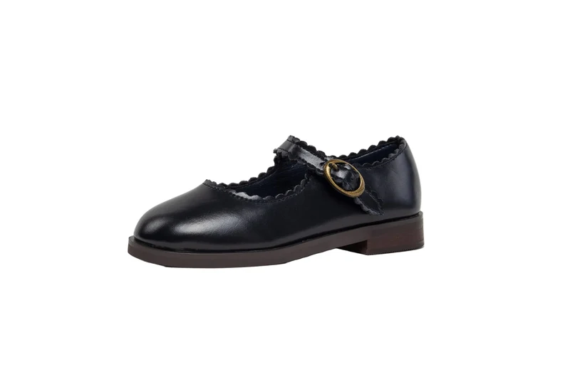 TANNERY & CO NAVY SCALLOP TRIM MARY JANES 21