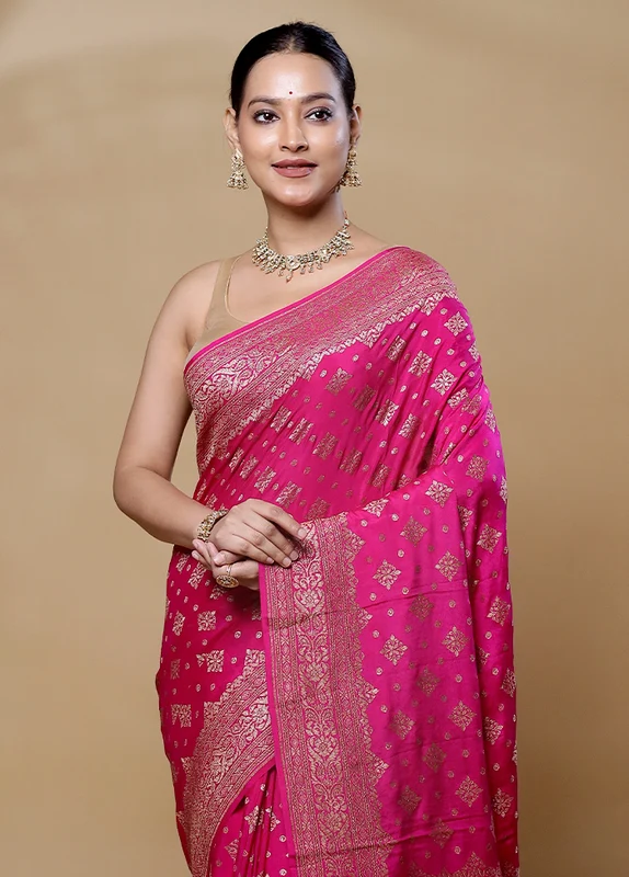 Pink Handloom Pure Georgette Saree With Blouse Piece Onesize