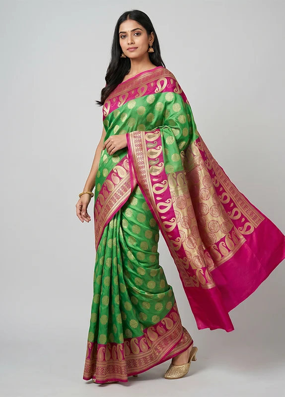 Green Uppada Silk Saree With Blouse Piece One Size