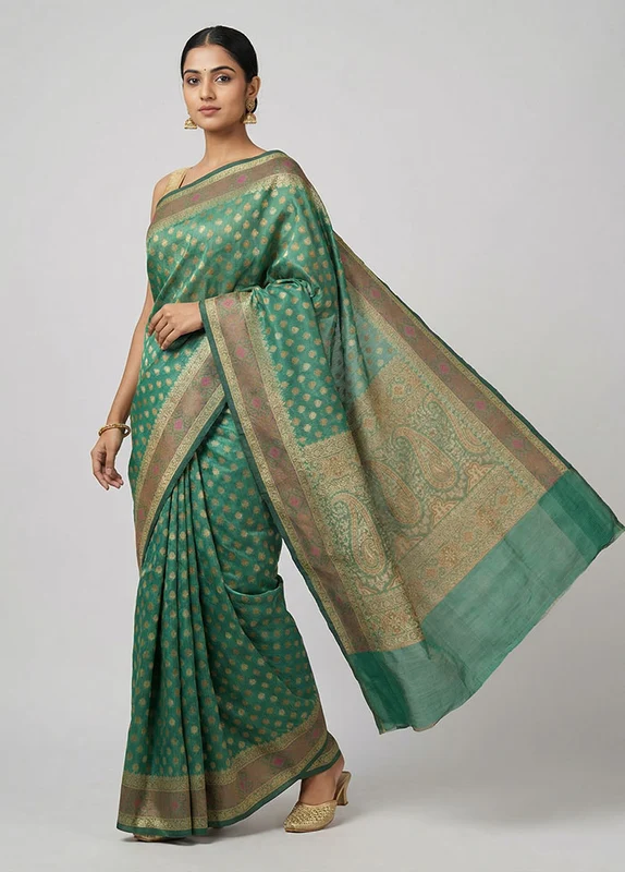 Green Pure Cotton Saree With Blouse Piece One Size