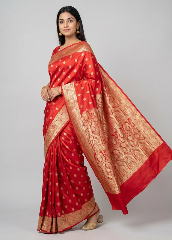 Red Banarasi Silk Saree With Blouse Piece One Size