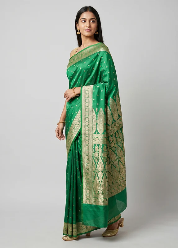 Green Handloom Banarasi Pure Silk Saree With Blouse Piece One Size