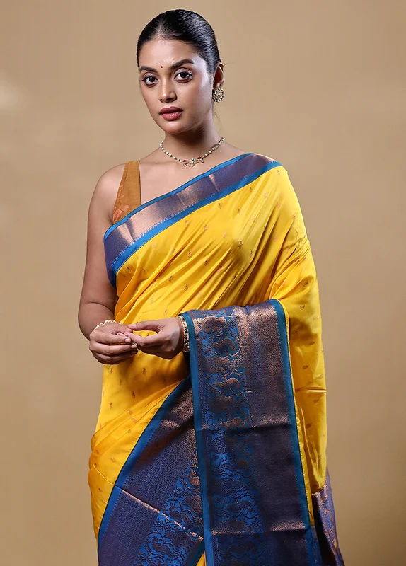Yellow Kanjivaram Silk Saree With Blouse Piece Onesize