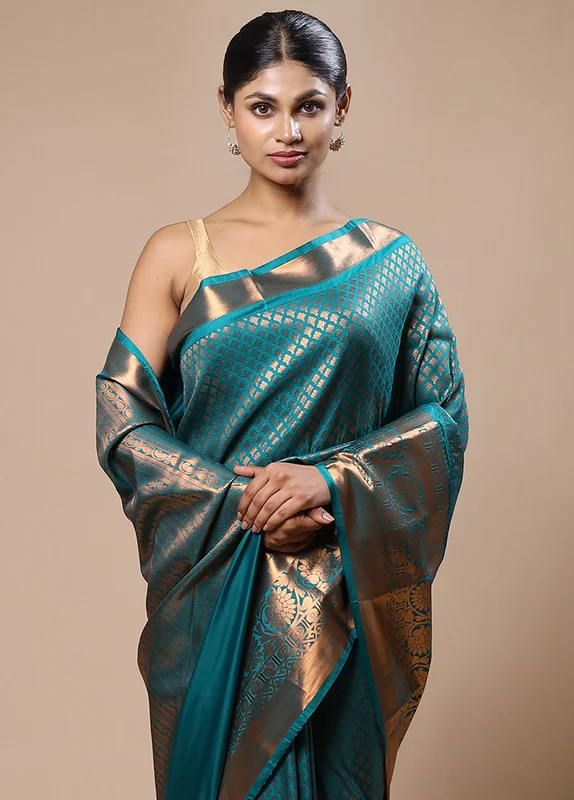 Green Kanjivaram Silk Saree With Blouse Piece Onesize