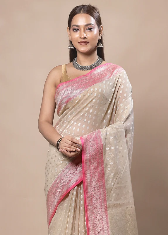 Off White Kora Silk Saree With Blouse Piece Onesize