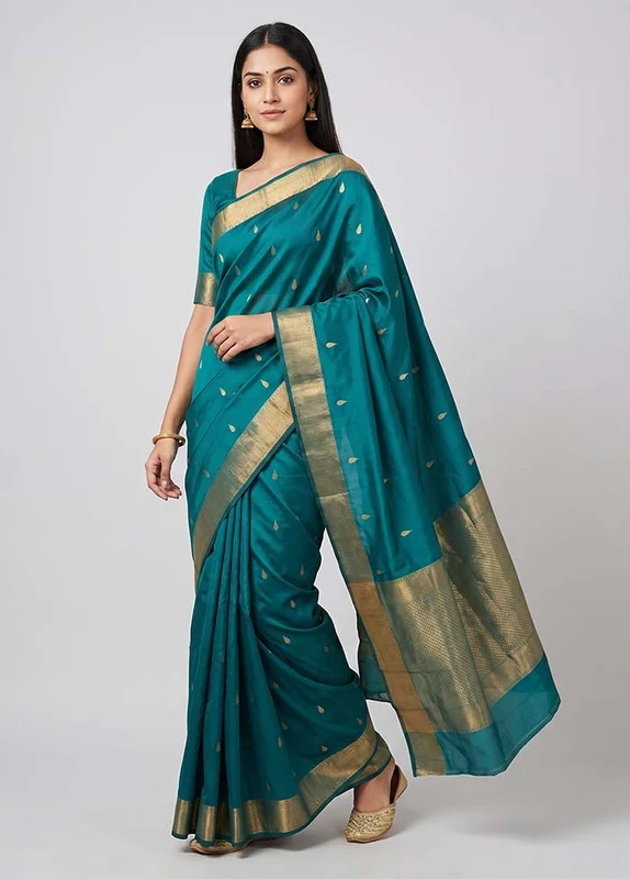Green Kanjivaram Silk Saree With Blouse Piece One Size