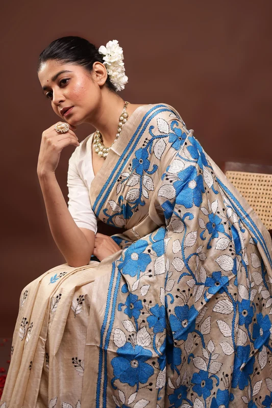 Cream Handloom Kantha Stitch Pure Silk Saree With Blouse Piece Onesize