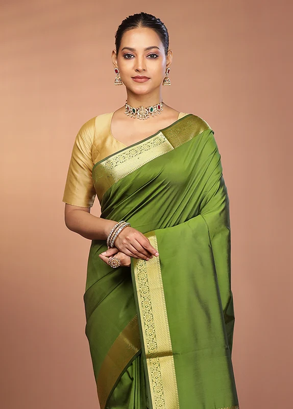 Green Kanjivaram Silk Saree With Blouse Piece One Size