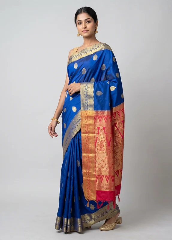 Blue Kanjivaram Silk Saree With Blouse Piece One Size