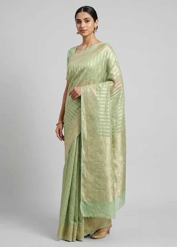 Blue Handloom Pure Georgette Saree With Blouse Piece One Size